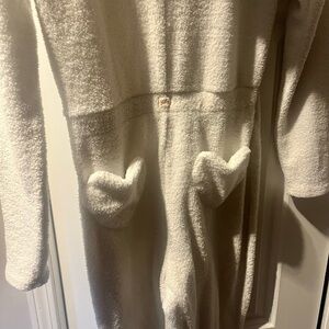 Yitty one piece sleepwear white size small